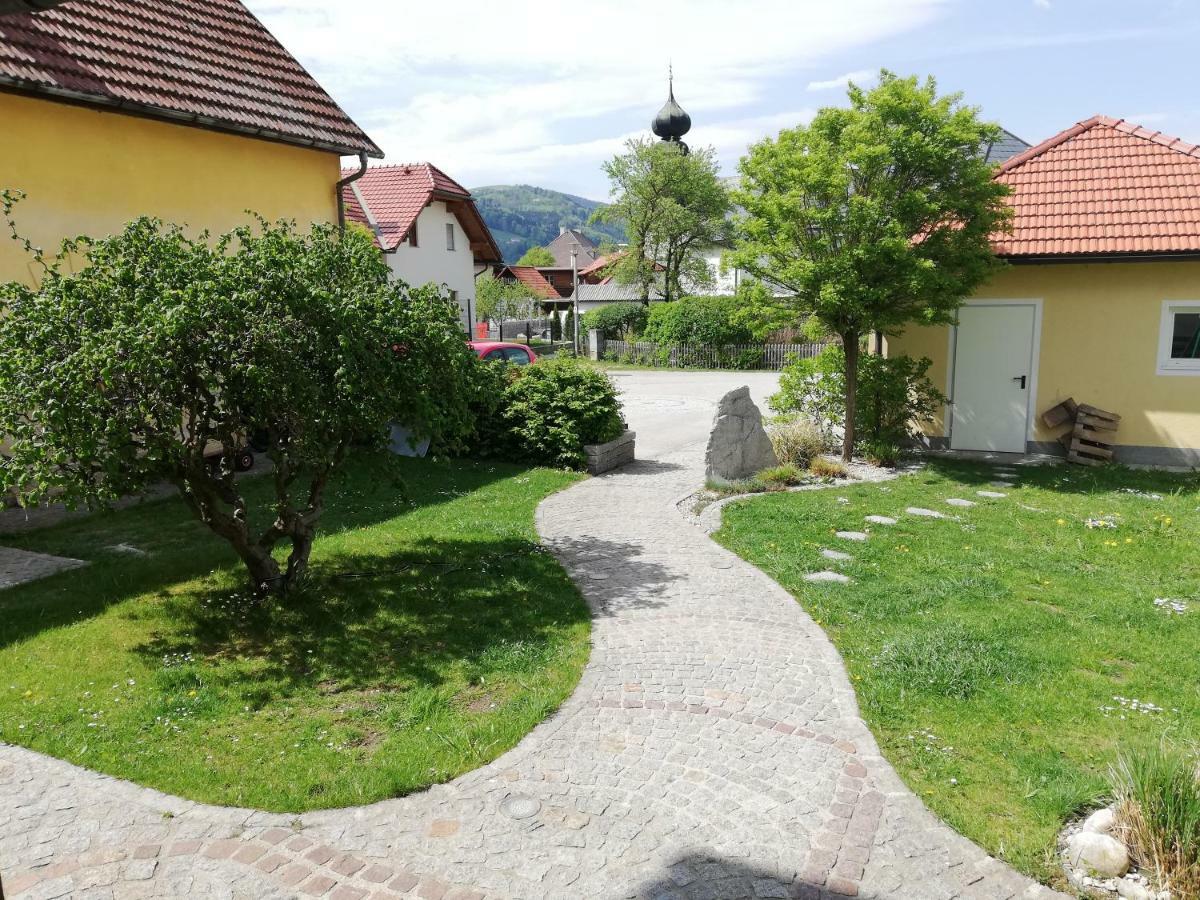 Apartment Heiligenkreuz Micheldorf in Oberosterreich Exterior photo